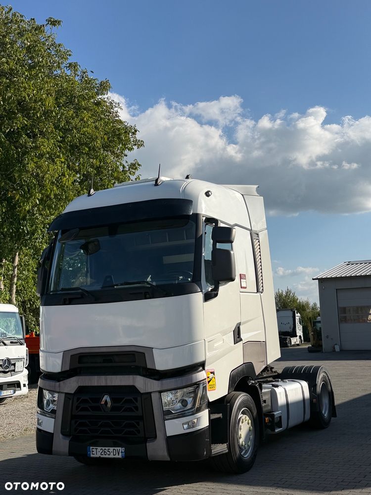 Renault T