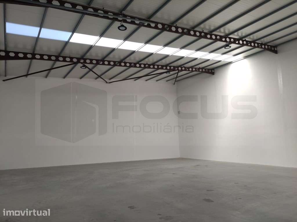 Armazém para arrendamento - Zona industrial Esgueira - Grande imagem: 5/17