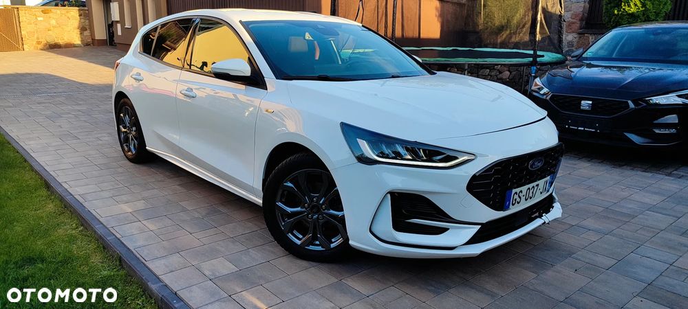 Ford Focus 1.0 EcoBoost Hybrid ST-LINE X - 1