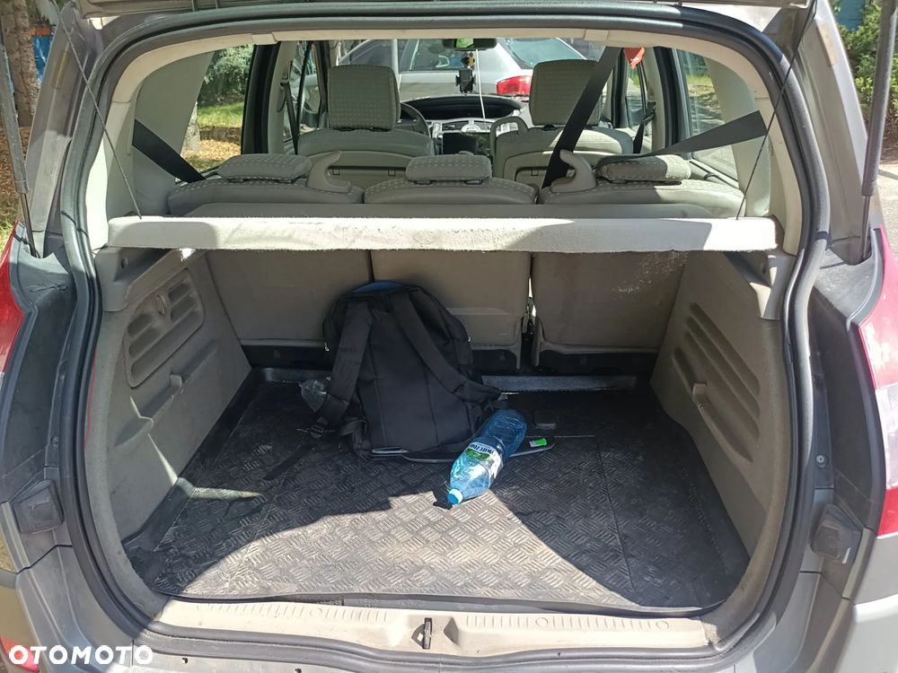 Renault Scenic - 19