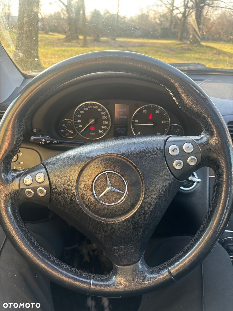 Mercedes-Benz Klasa C 200 CDI Sportcoupe - 11