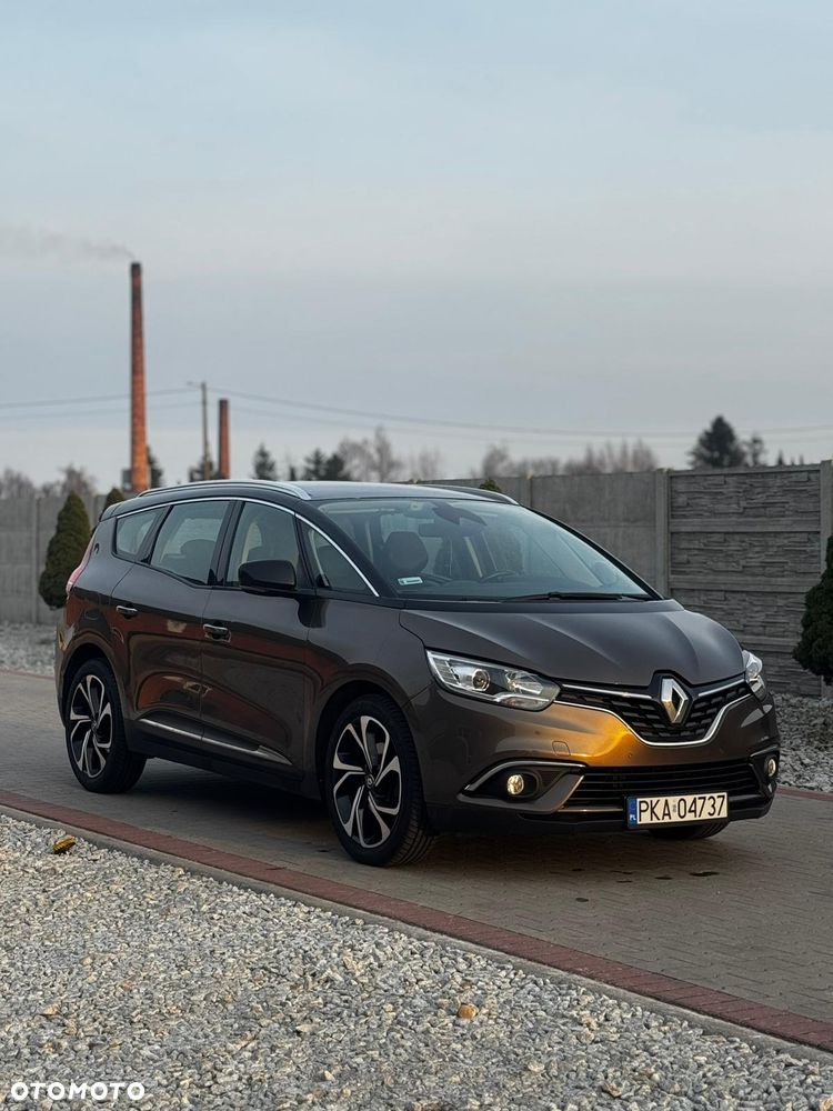 Renault Grand Scenic - 1