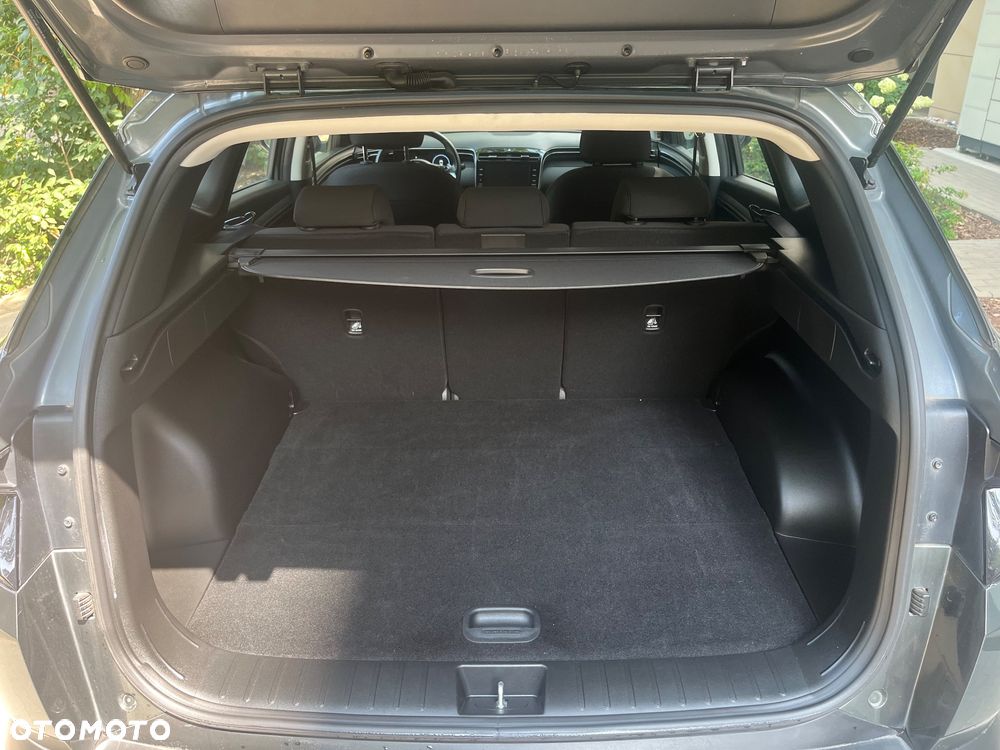 Hyundai Tucson 1.6 T-GDi HEV Executive 2WD - 13