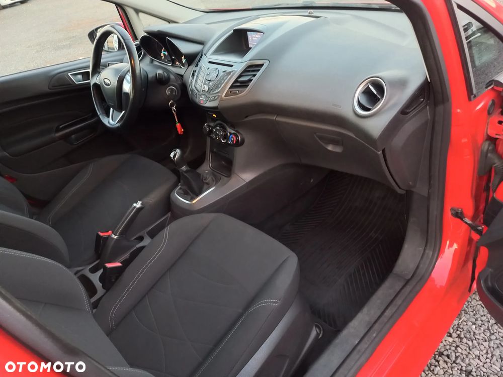 Ford Fiesta - 18