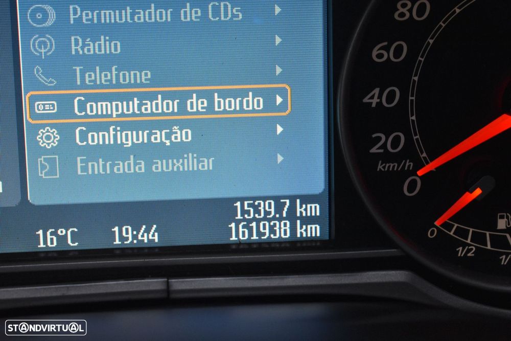 Ford S-Max 2.0 TDCi Trend 7L - 26