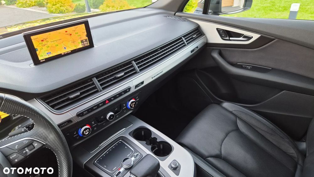 Audi Q7 - 17