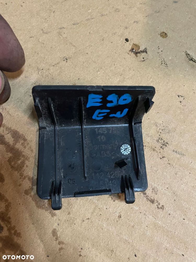 zaslepka gniazda obd bmw e90 e91 europa 7145700 - 2