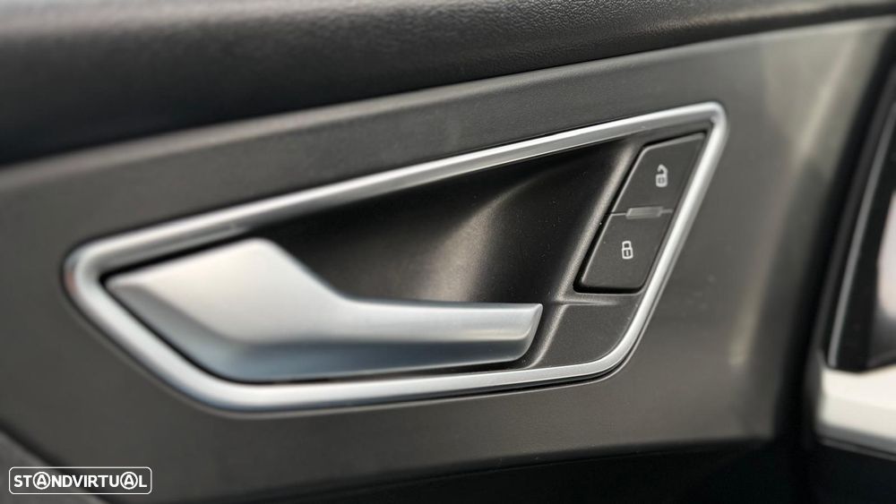 Audi Q4 e-tron 40 - 12