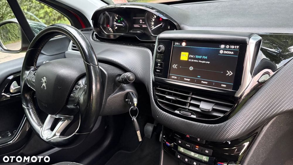 Peugeot 208 PureTech 82 Start & Stop Allure - 29