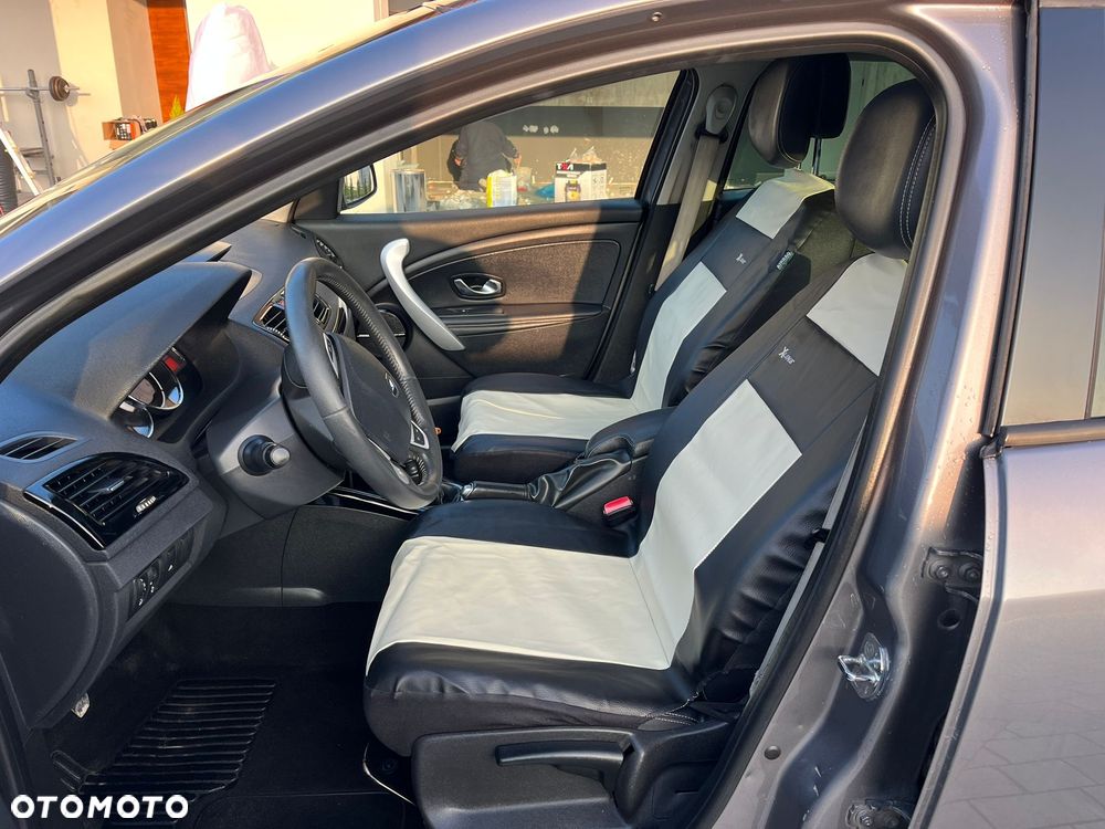 Renault Megane ENERGY dCi 110 Start & Stopp Bose Edition - 8