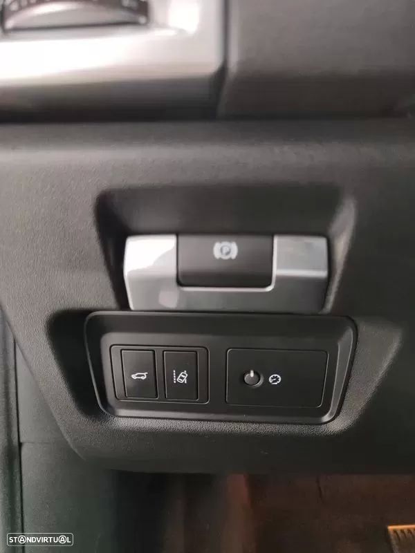 Jaguar E-Pace - 26