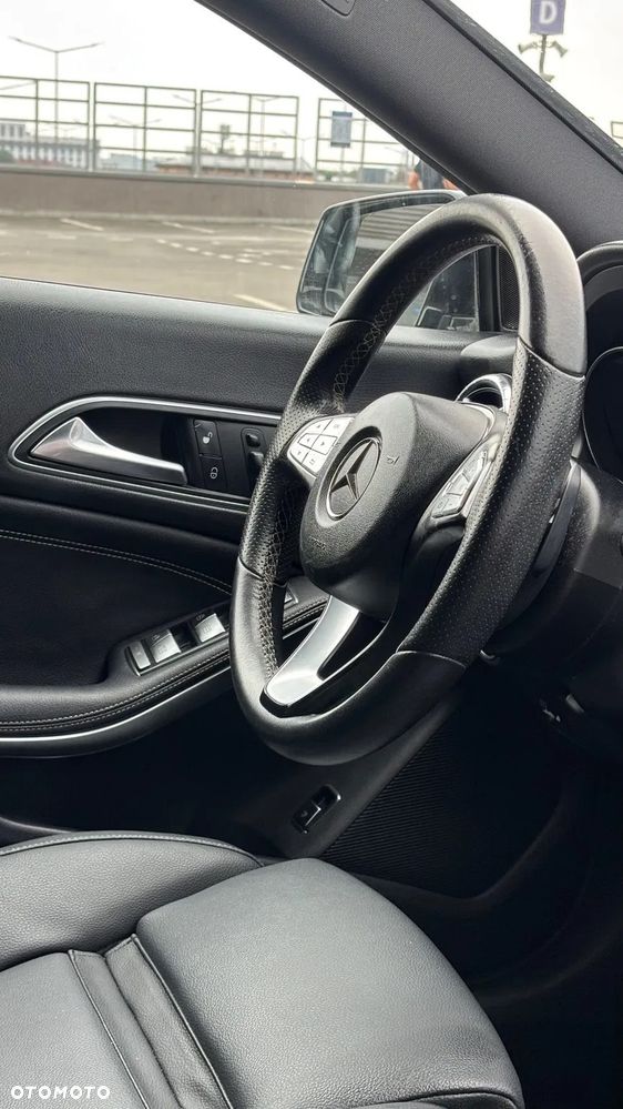 Mercedes-Benz CLA 250 7G-DCT SCORE - 7
