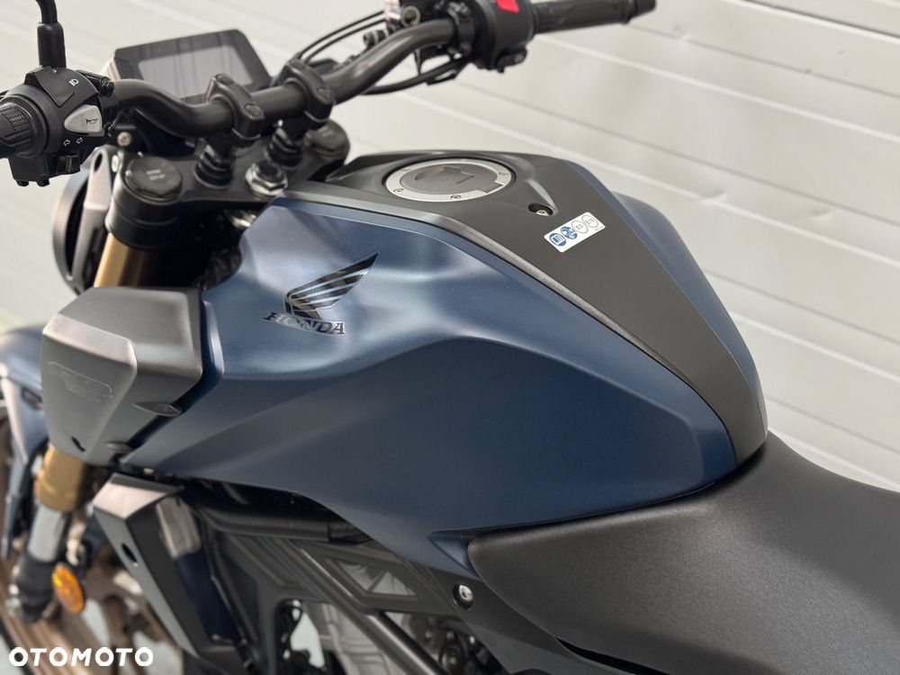 Honda CB - 28