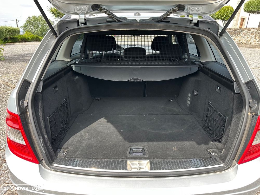 Mercedes-Benz C 200 Station CDI DPF BlueEFFICIENCY SPORT EDITION - 27