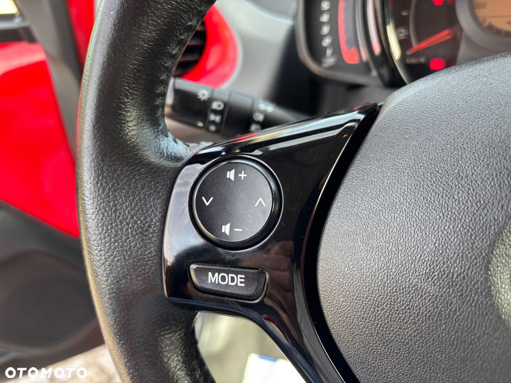 Toyota Aygo 1.0 VVT-i Color Edition - 34