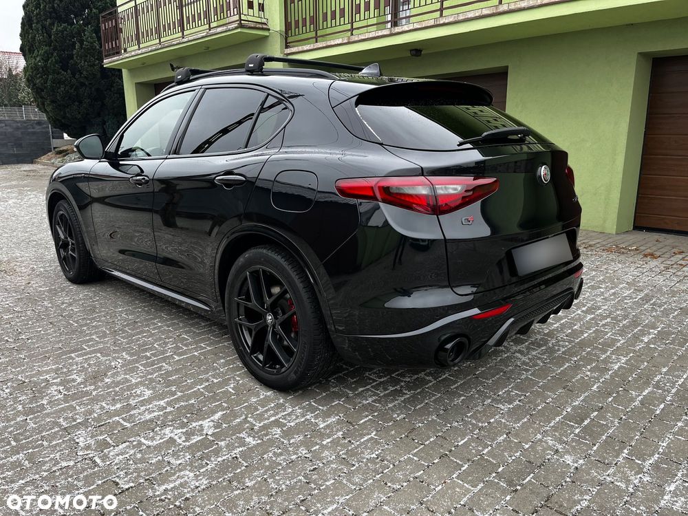 Alfa Romeo Stelvio 2.0 Turbo Veloce TI Q4 - 4