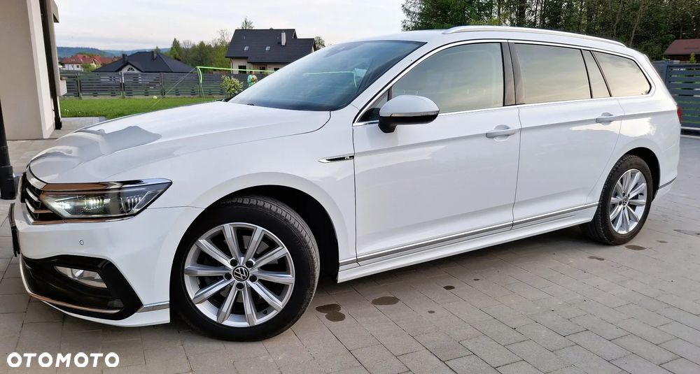 Volkswagen Passat Variant 2.0 TDI SCR DSG 4Motion Elegance - 38