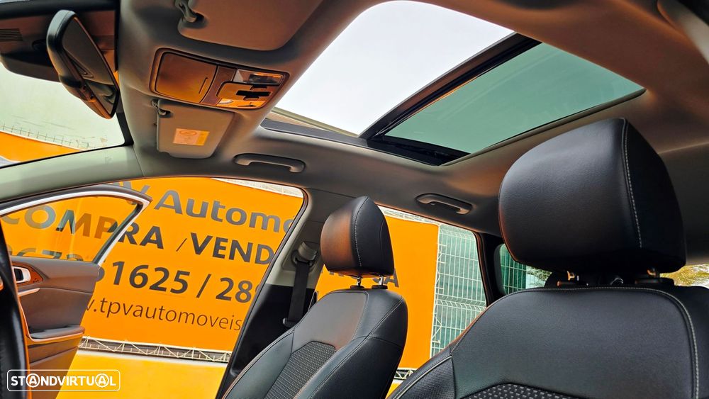 Kia Ceed SW 1.6 CRDi MHEV Drive+SRF - 19