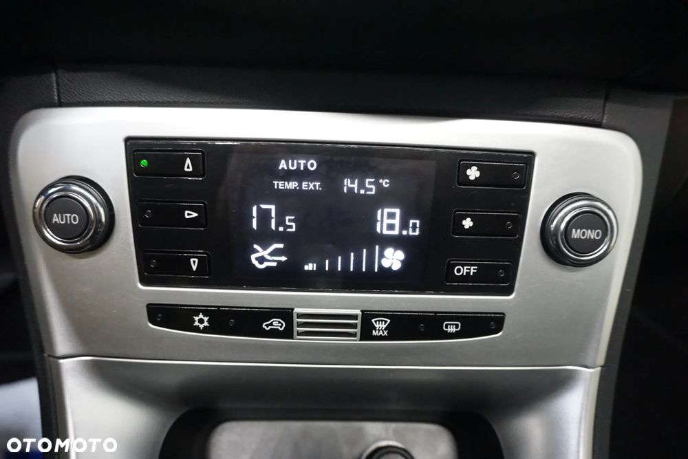 Lancia Delta 1.4 T-Jet 16v Argento - 31