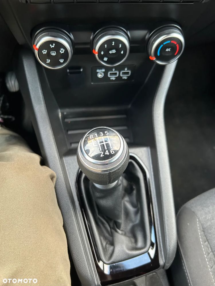 Renault Clio TCe 90 EVOLUTION - 14