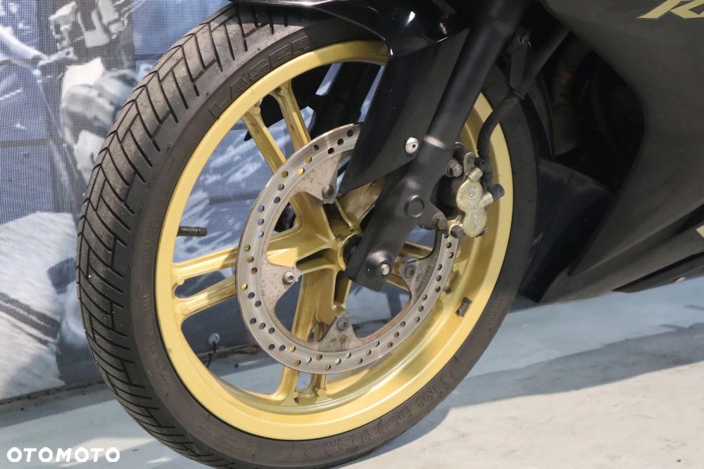 Yamaha YZF - 3