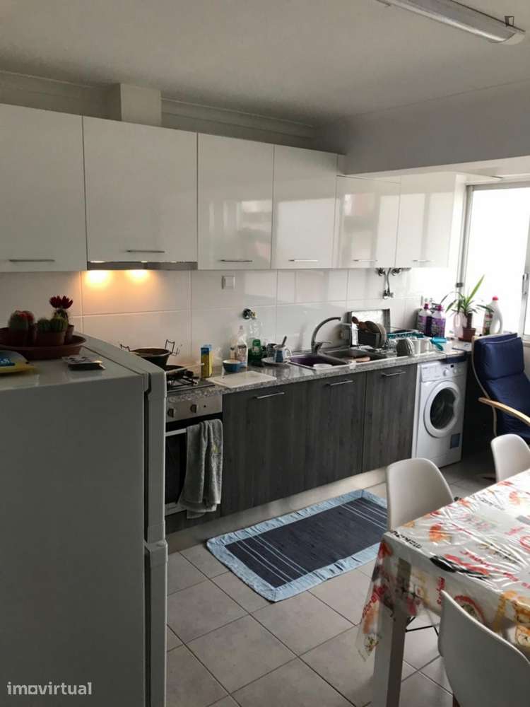 Quarto - localizado em  Coimbra - Grande imagem: 5/12