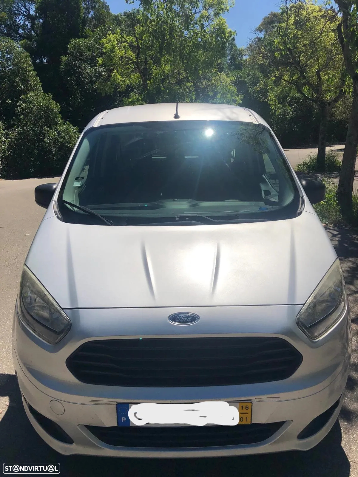 Ford Tourneo Courier 1.0 EcoBoost Ambiente - 3