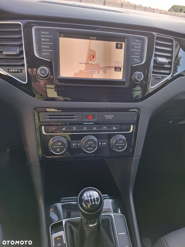 Volkswagen Golf Sportsvan SV 1.4 TSI BMT Highline - 11