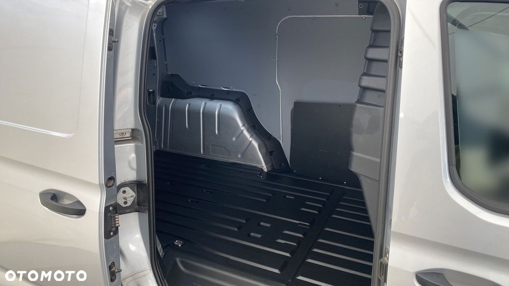 Volkswagen Caddy - 12
