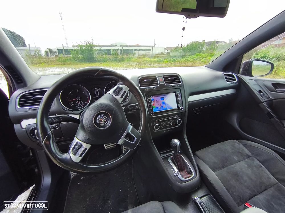 VW Golf 2.0 TDi Highline DSG - 9