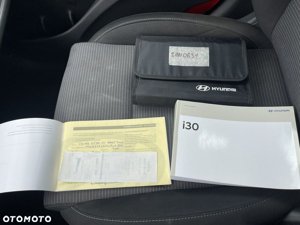 Hyundai i30 1.5 Intro - 9