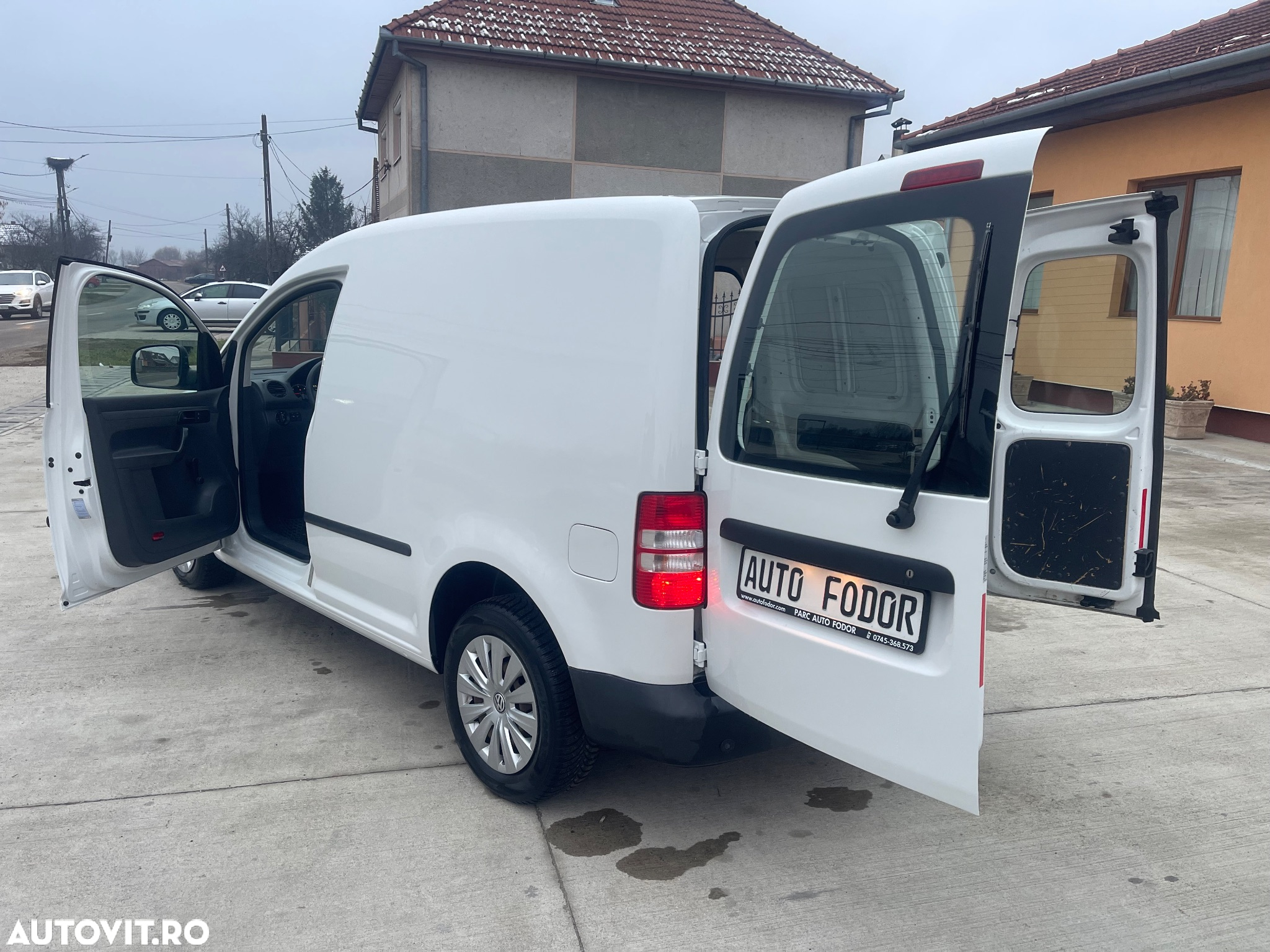 Volkswagen Caddy 1.6 TDI - 12