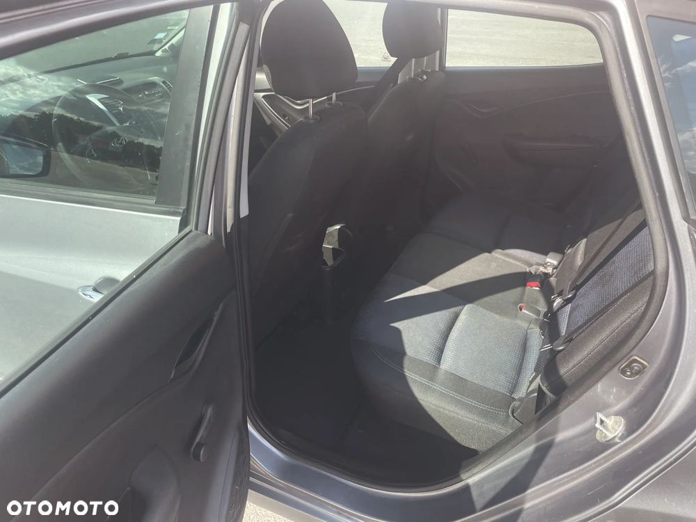 Hyundai ix20 - 15