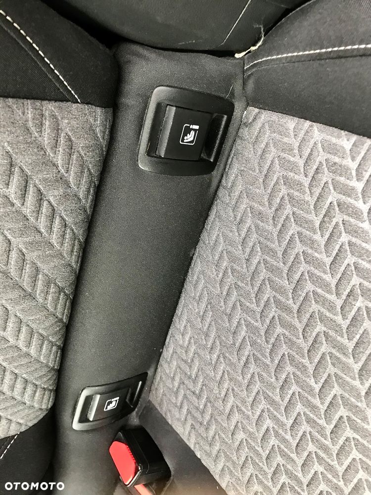 Renault Clio - 30