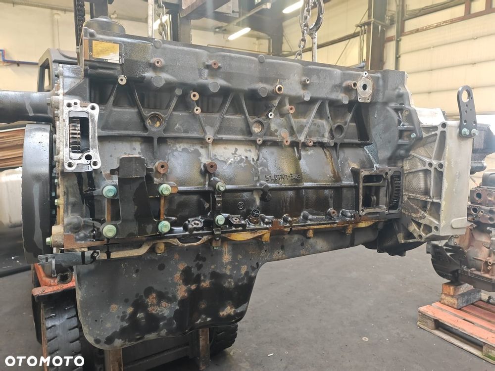 BLOK SILNIKA Z UKŁADEM KORBOWO-TŁOKOWYM MAN TGX TGS TG3 D2676LF80 EURO 6 - 1