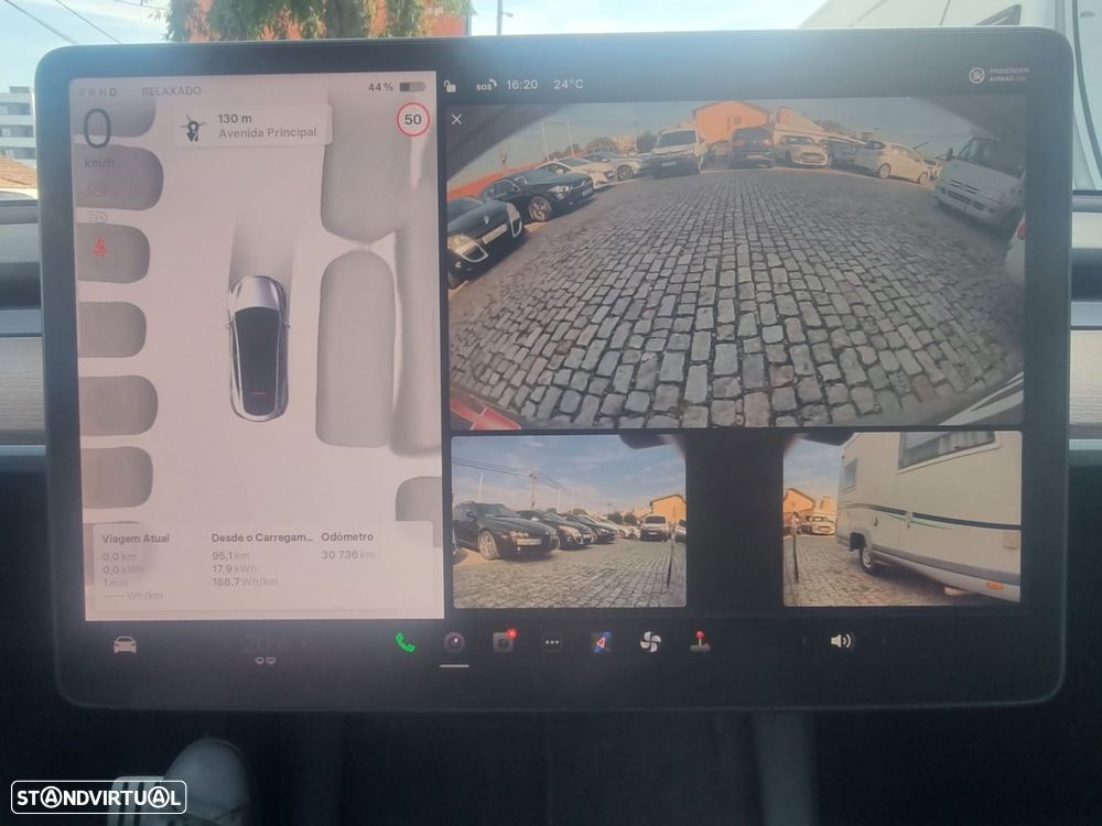 Tesla Model Y - 9