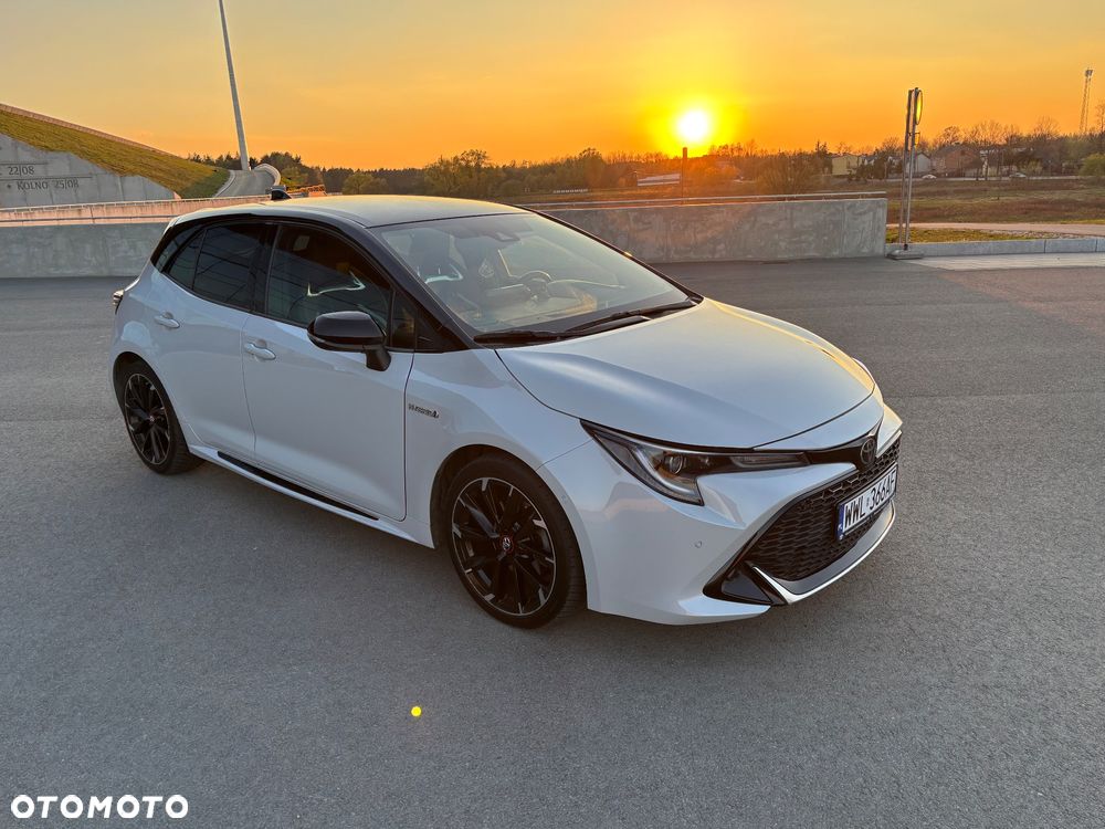 Toyota Corolla 2.0 Hybrid GR Sport - 10