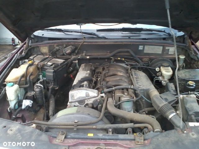 SSANGYONG MUSSO LKW DAWCA CZĘŚCI ŚRUBA 2.9D - 2