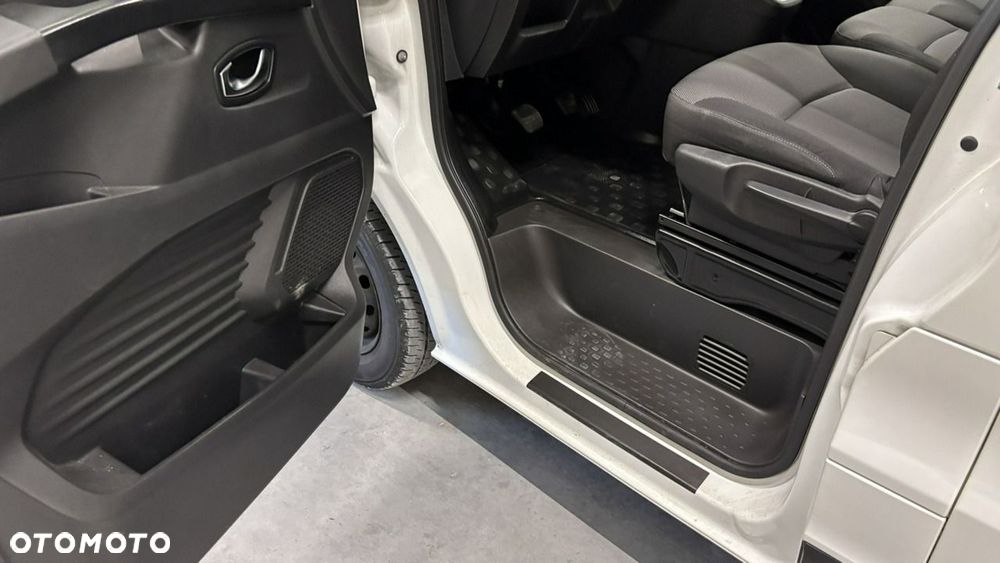 Renault Trafic - 8