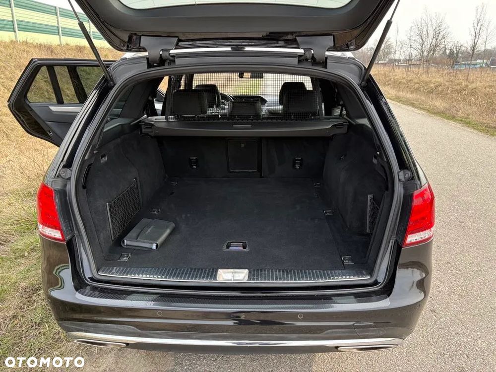 Mercedes-Benz Klasa E 300 BlueTEC 9G-TRONIC Elegance - 17