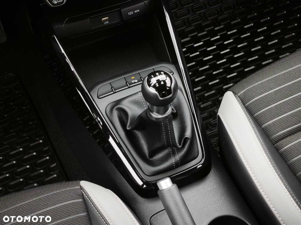 Kia Stonic 1.2 L - 25