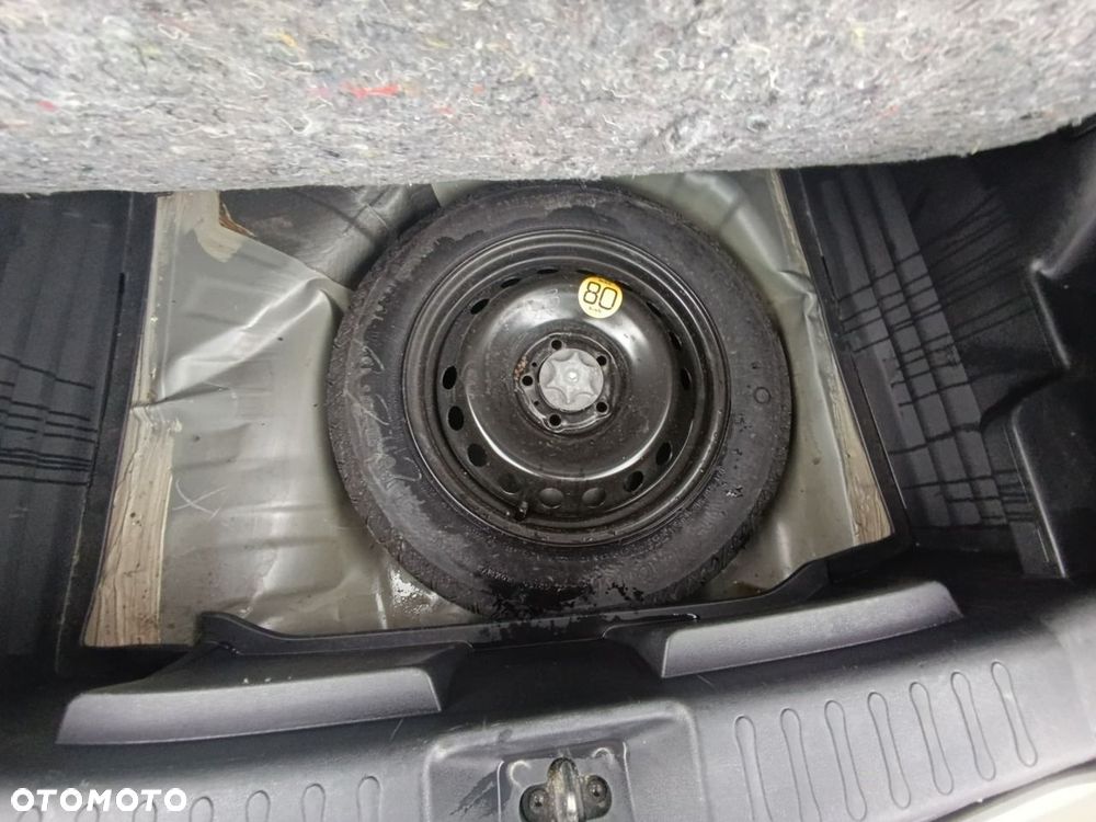 Nissan Juke - 34