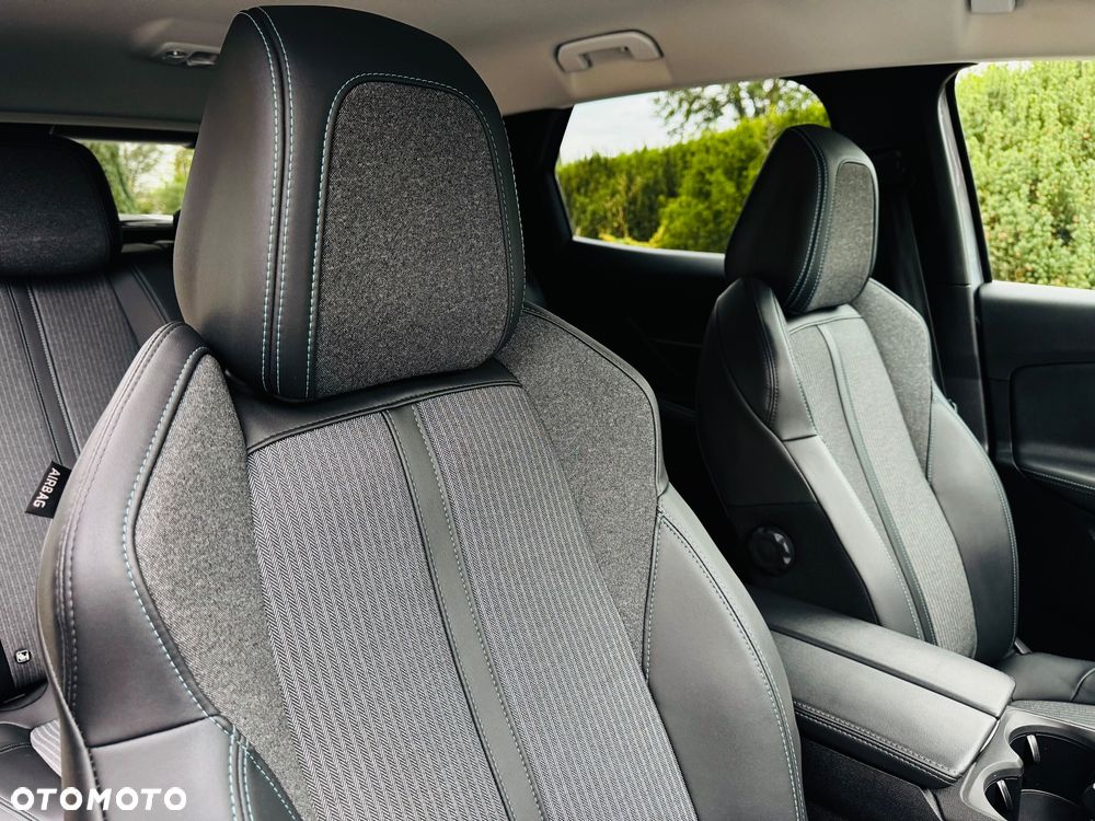 Peugeot 3008 BlueHDi 130 Stop & Start EAT8 Allure Pack - 35