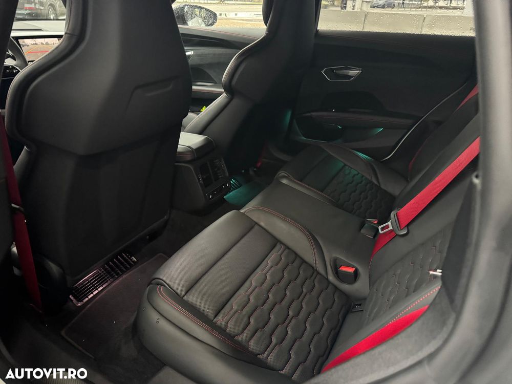 Audi e-tron GT RS quattro - 10
