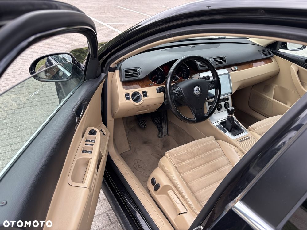 Volkswagen Passat - 6