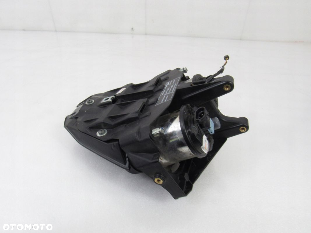 Lampa przód KTM RC 390, 18r ABS - 10