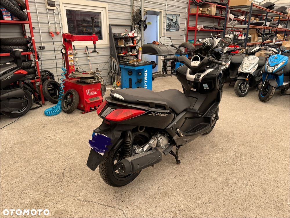Yamaha X-max - 6