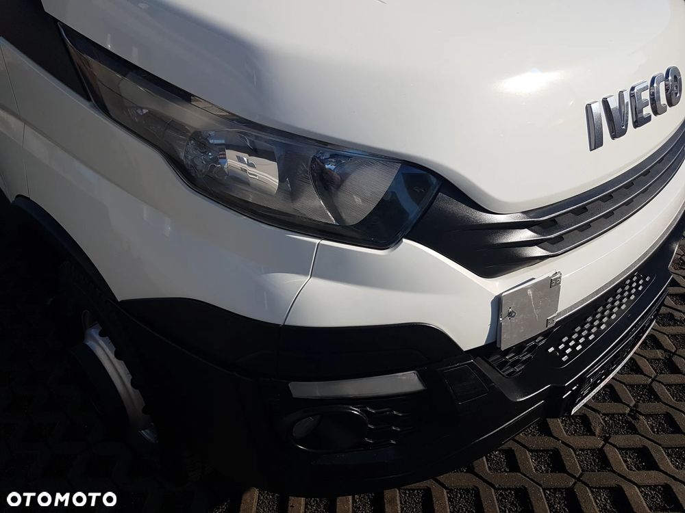 Iveco DAILY 72-180 WINDA 8EP CHŁODNIA AGREGAT IZOTERMA 4,21x2,09x2,10 GRZANIE THERMO KING V-500 MAX DMC 7,2 TONY - 37