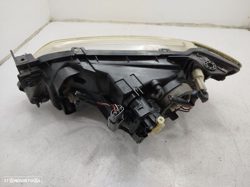 Farol/ Otica Dianteiro Dto Mazda 323 F Vi (Bj) - 4