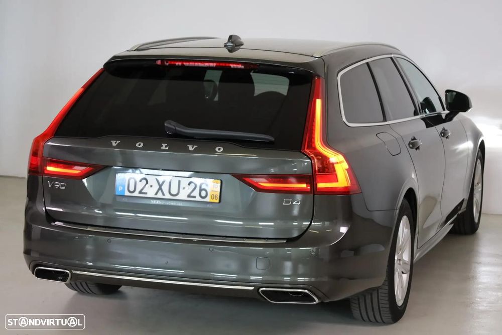 Volvo V90 2.0 D4 Momentum Plus Geartronic - 20